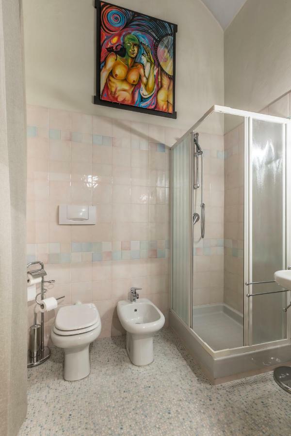 Roero Suite In The City Center آستي المظهر الخارجي الصورة