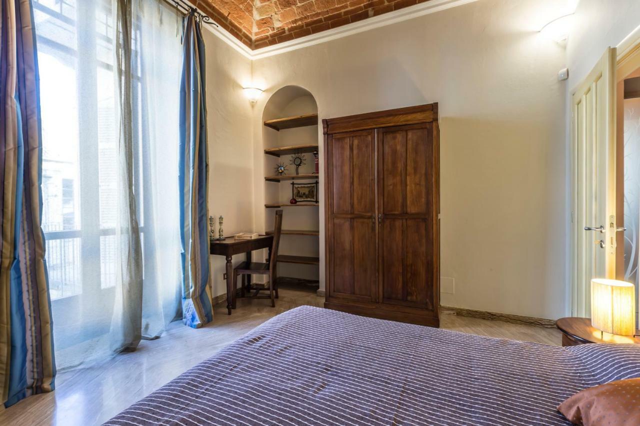 Roero Suite In The City Center آستي المظهر الخارجي الصورة
