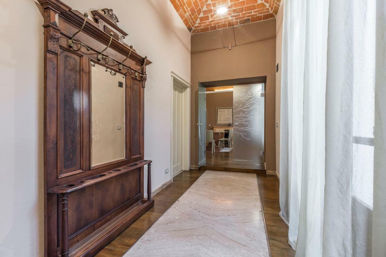 Roero Suite In The City Center آستي المظهر الخارجي الصورة